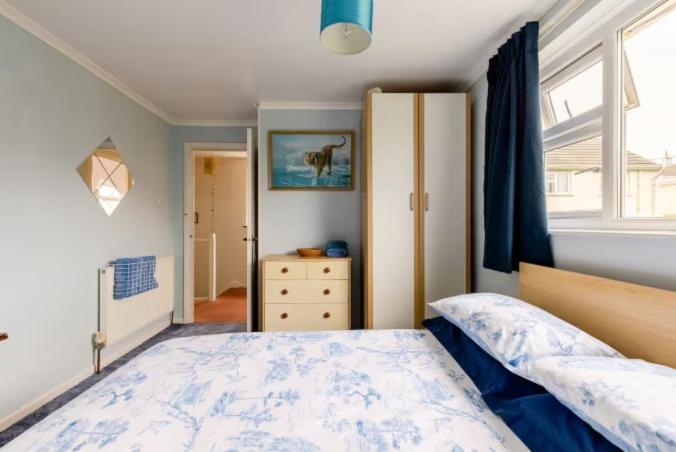 Bed & Breakfast Only - Not 24 Hour Lodging - Free Parking Truro Cornwall Exterior photo