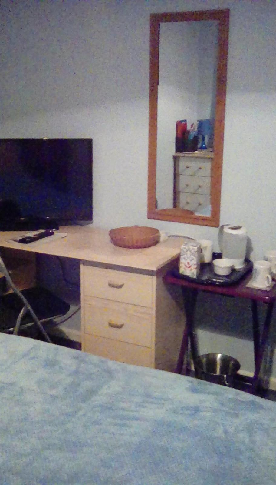 Bed & Breakfast Only - Not 24 Hour Lodging - Free Parking Truro Cornwall Exterior photo